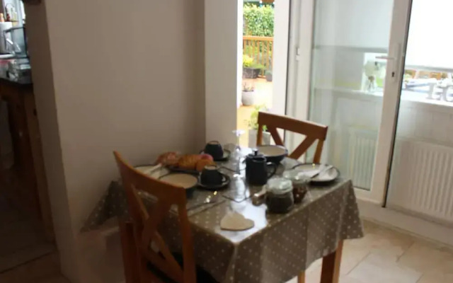 Cois Ba House