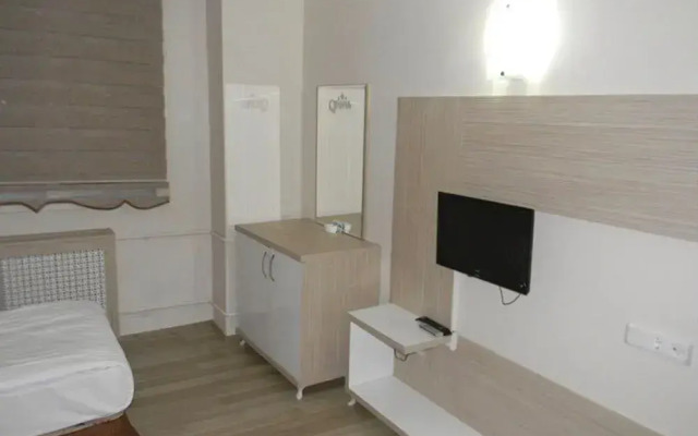 Qtahya Hotel