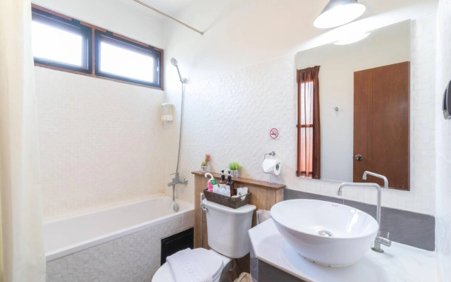 The Old City Wall Inn