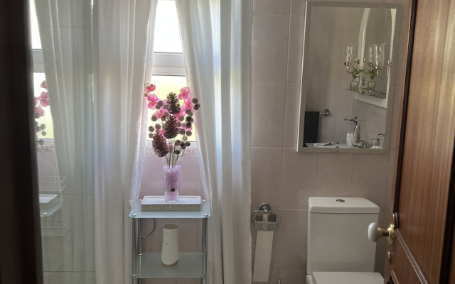 Inviting 3-bed Apartment in Funchal