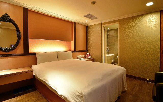 Golden Home Hotel