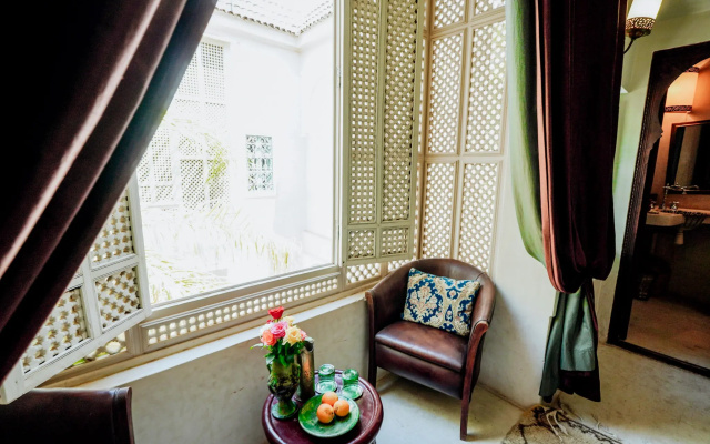 Riad dar ayur