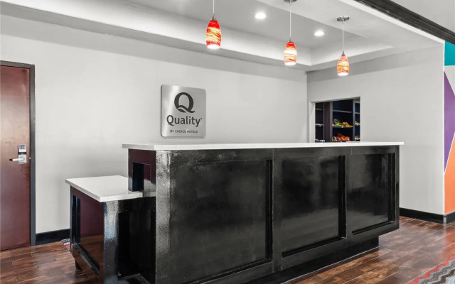 Quality Inn & Suites