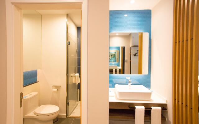 Holiday Inn Express Wuhan Optical Valley by IHG