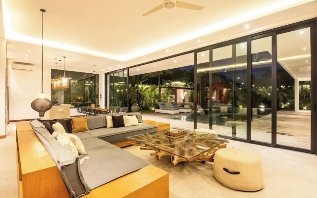 Niko2 · Marvelous 5 Bedroom Villa Close to Finns