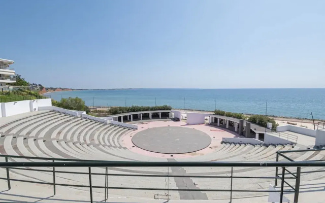 Marianthi Theatre by Rentals Pro-nea Moudania