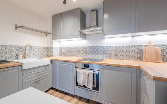 Charming 2 Bedroom in Hackney