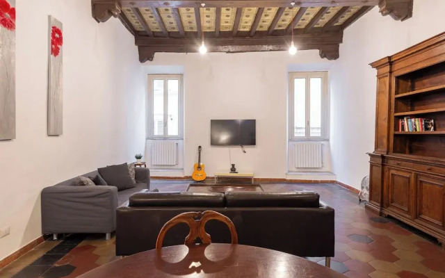 Piazza Navona Charming Large Apartment