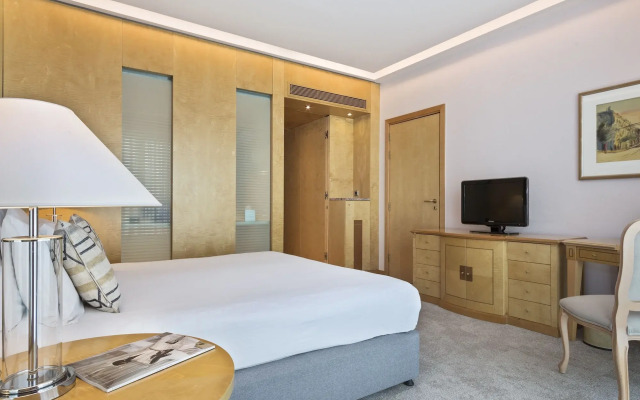 Melia Athens Hotel