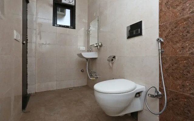 Hotel Diplomat Regency by OYO Rooms