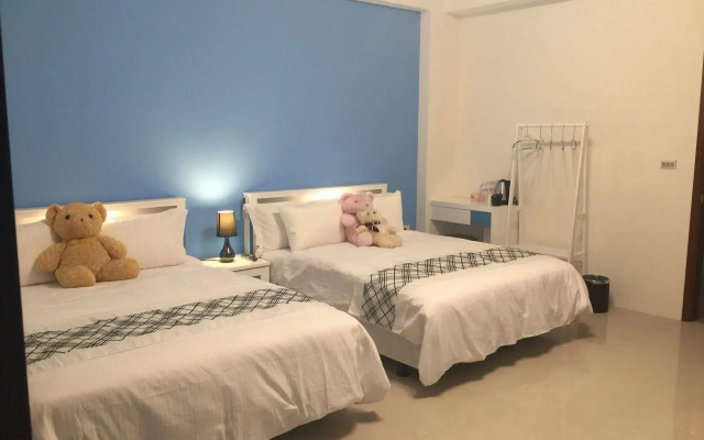 Riverside Guesthouse