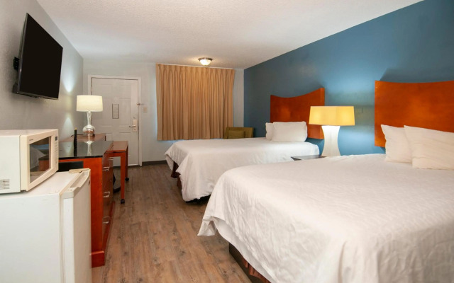 Best Price Motel and Suites