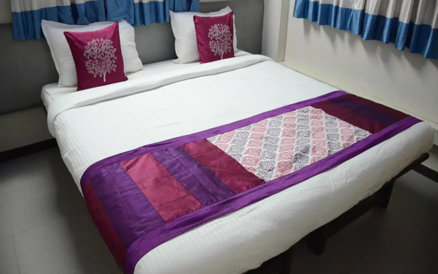 OYO 4016 Hotel Grand Ashwin