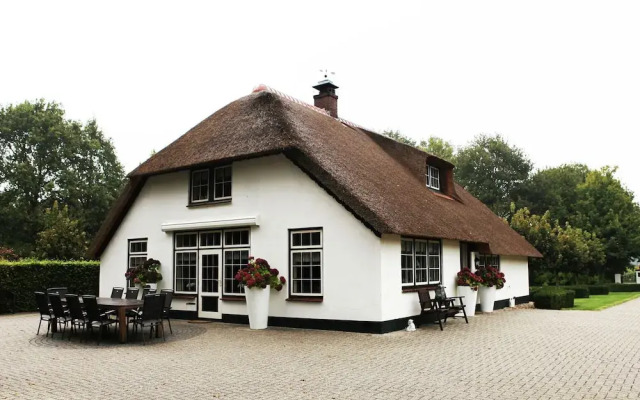 Modern Farmhouse Near Forest in Dalfsen