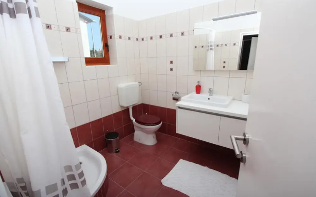 Rooms and Apartment Luana