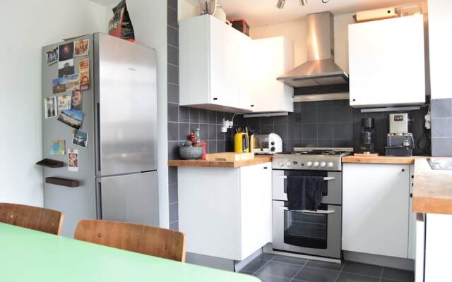 2 Bedroom Apartment in East London