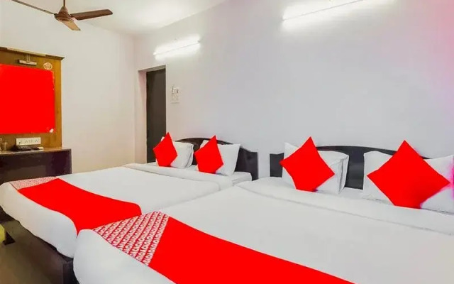 OYO Flagship 36422 Hotel Maruthi Gandhi Park