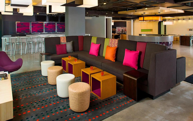 Aloft Miami - Brickell