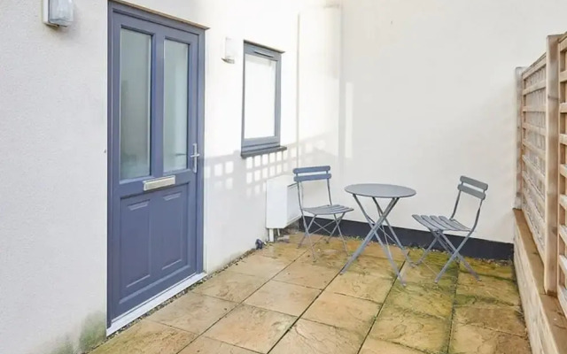 Host Stay Welton View