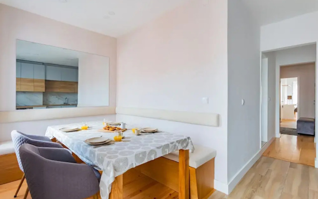 2BR Chic&Bright com 120m2 em Campo de Ourique
