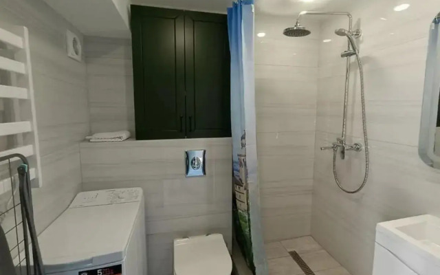 Апартаменты на улице Защитников Кавказа 114