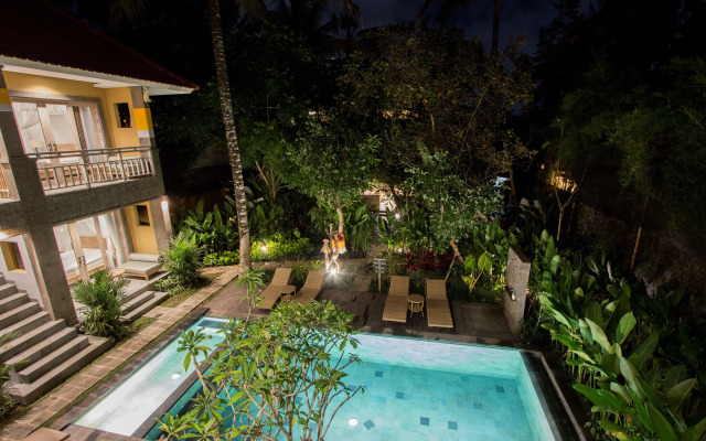 ZEN Rooms Jukut Paku Village