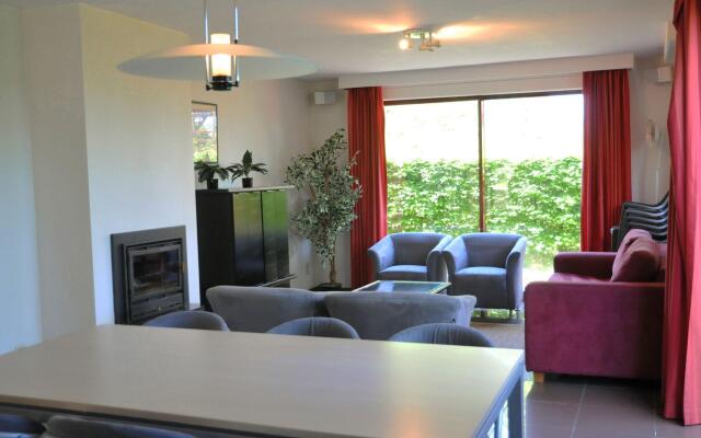 Well-kept Apartment With Fireplace Near Durbuy