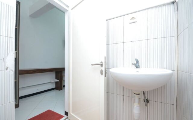 Airy Eco Syariah Sukomanunggal Darmo Permai Timur Dua 72 Surabaya