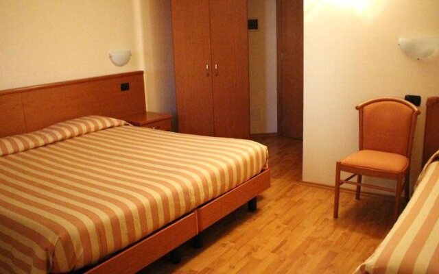 AL Sole - Hotel