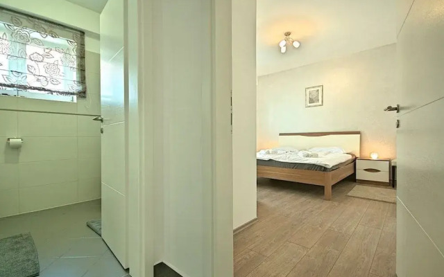 Apartment Tatty