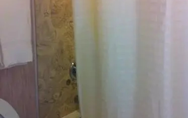 Rest Inn & Suites