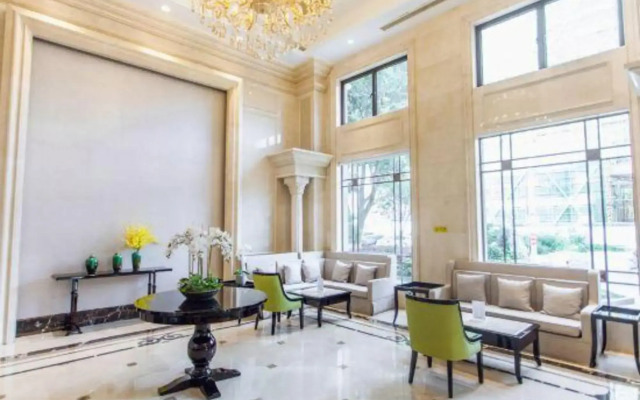 Shihai Hotel