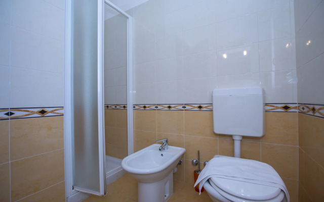 Fontana Del Lago Apt. 5