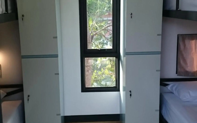 Na-tub Hostel