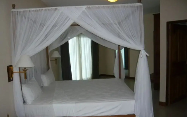 Sunny Golf Hotel
