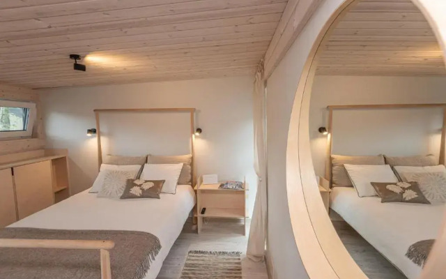 Stunning Seaside Haus 3