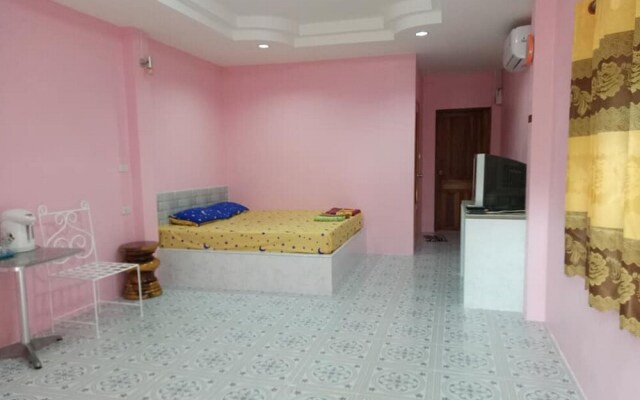 OYO 1092 Sea of Love