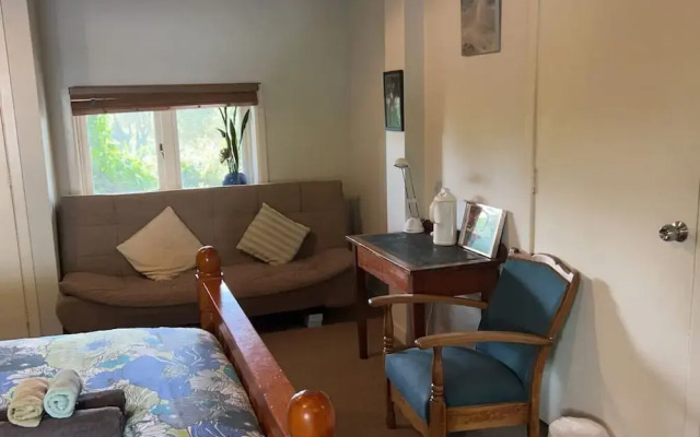 1 Beds including 1 Sofa Bed Studio