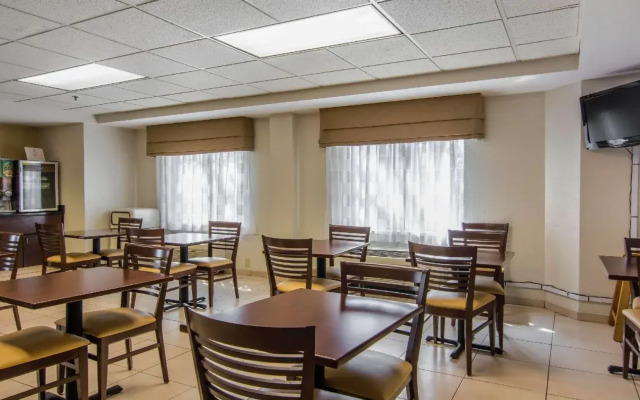 Sleep Inn & Suites Chesapeake - Portsmouth
