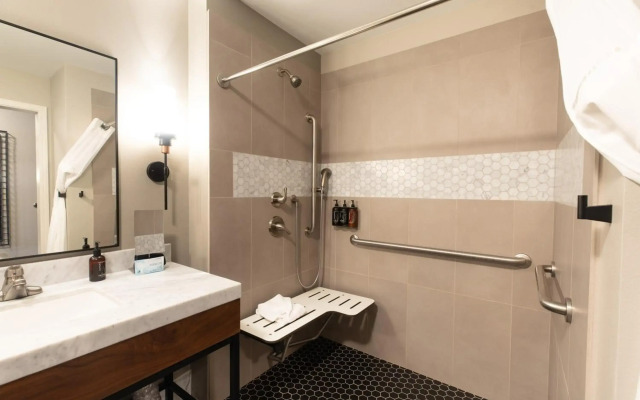 Oxford Suites Paso Robles