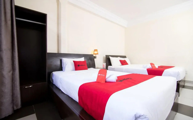 Honey House Hotel
