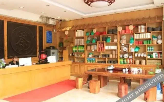 Gaoligong Hotel