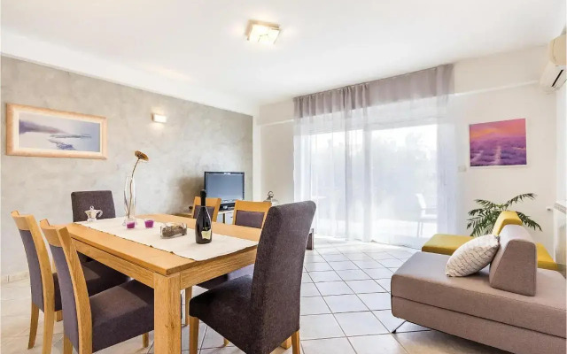 Three-Bedroom Apartment in Medulin