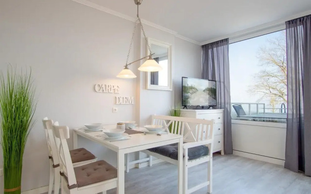 Str/106 - Strandallee 124 - Seeblick