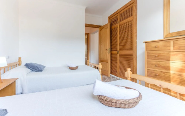 Chalet FalcÃ³ with private pool