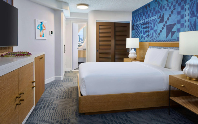 OUTRIGGER Waikiki Paradise Hotel
