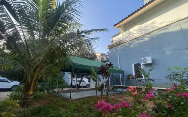 Sanya Xiaoyue Homestay (Haitang Bay International Duty Free City Branch)