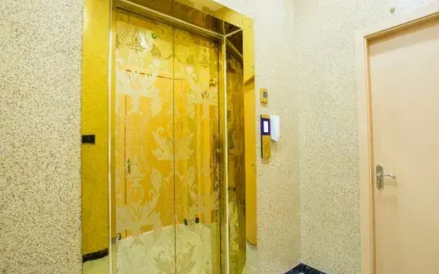 Junyi Hotel (Shaoxing Shangyu Pedestrian Street)