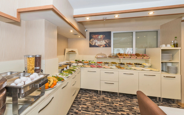 Regno Hotel