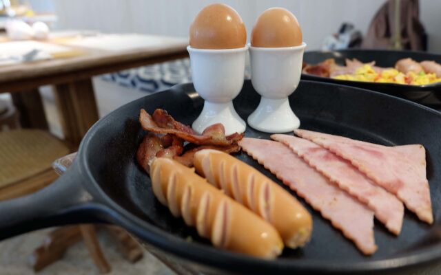 Costa Village Bangsaray